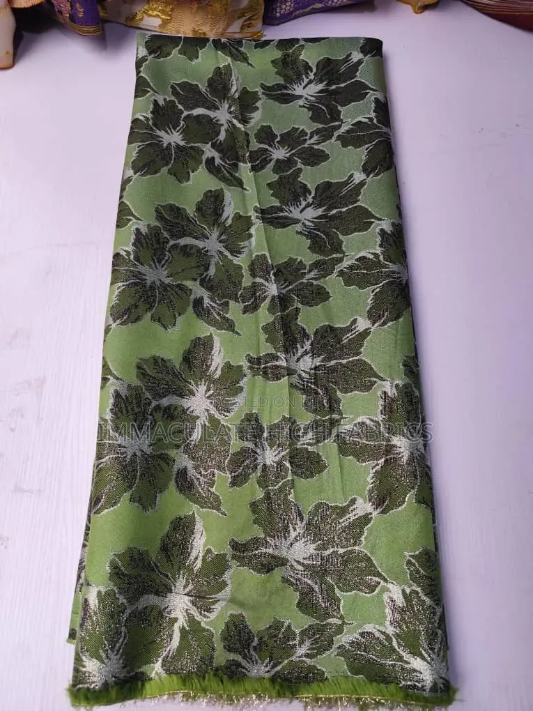 Fine Colours Damask