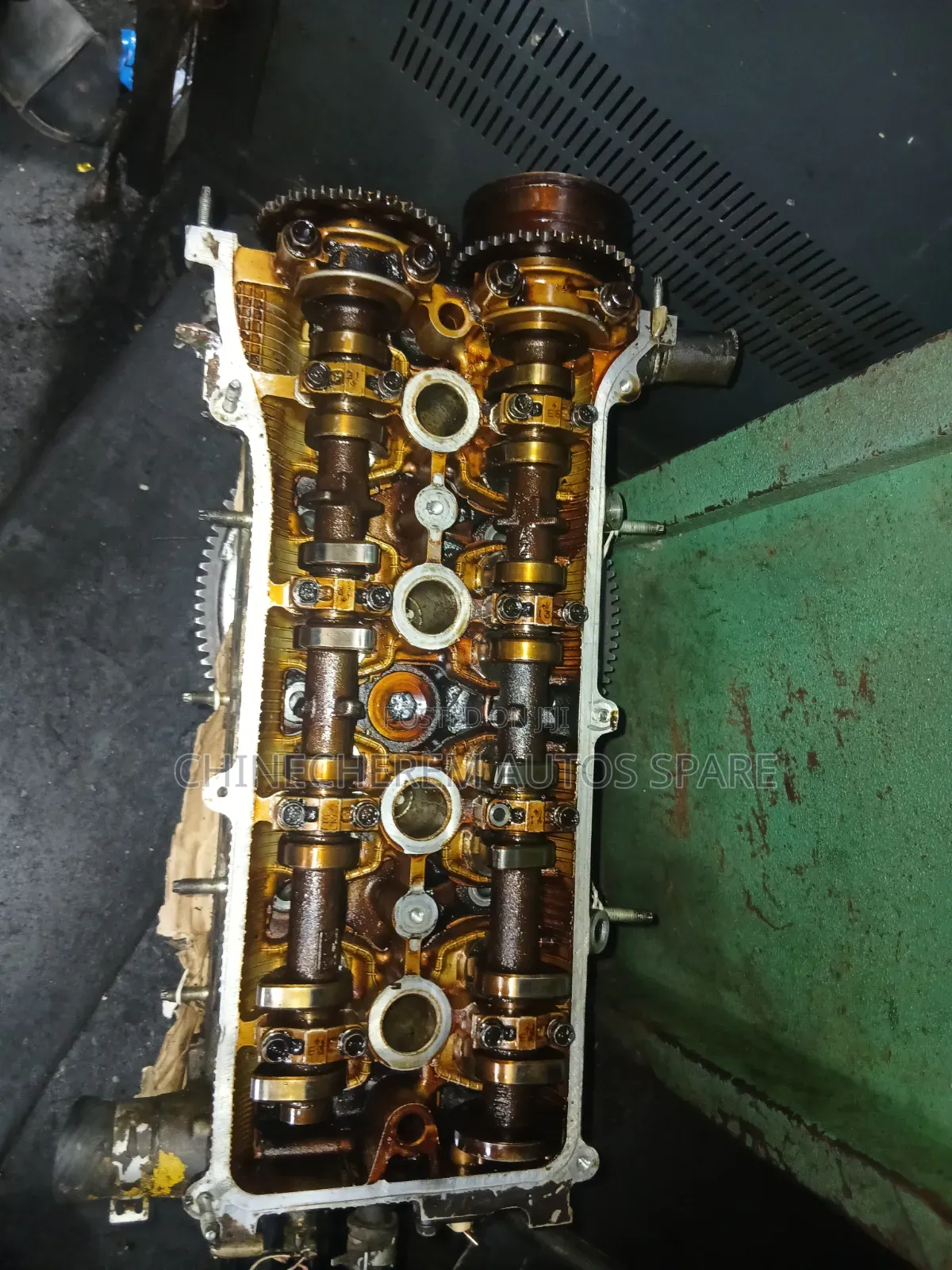 Direct Tokunbo Top Cylinder for Toyota 2az 4 Plug Engine