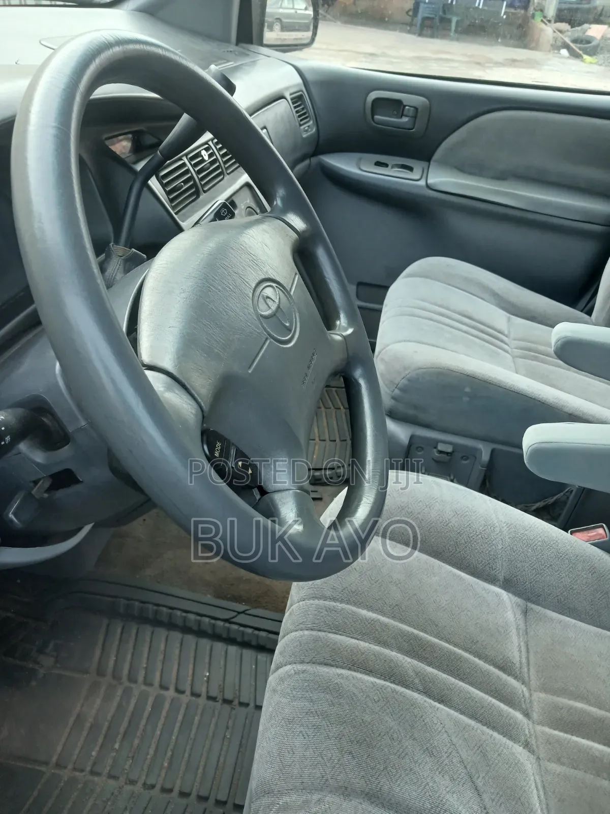Toyota Sienna 2001 Blue
