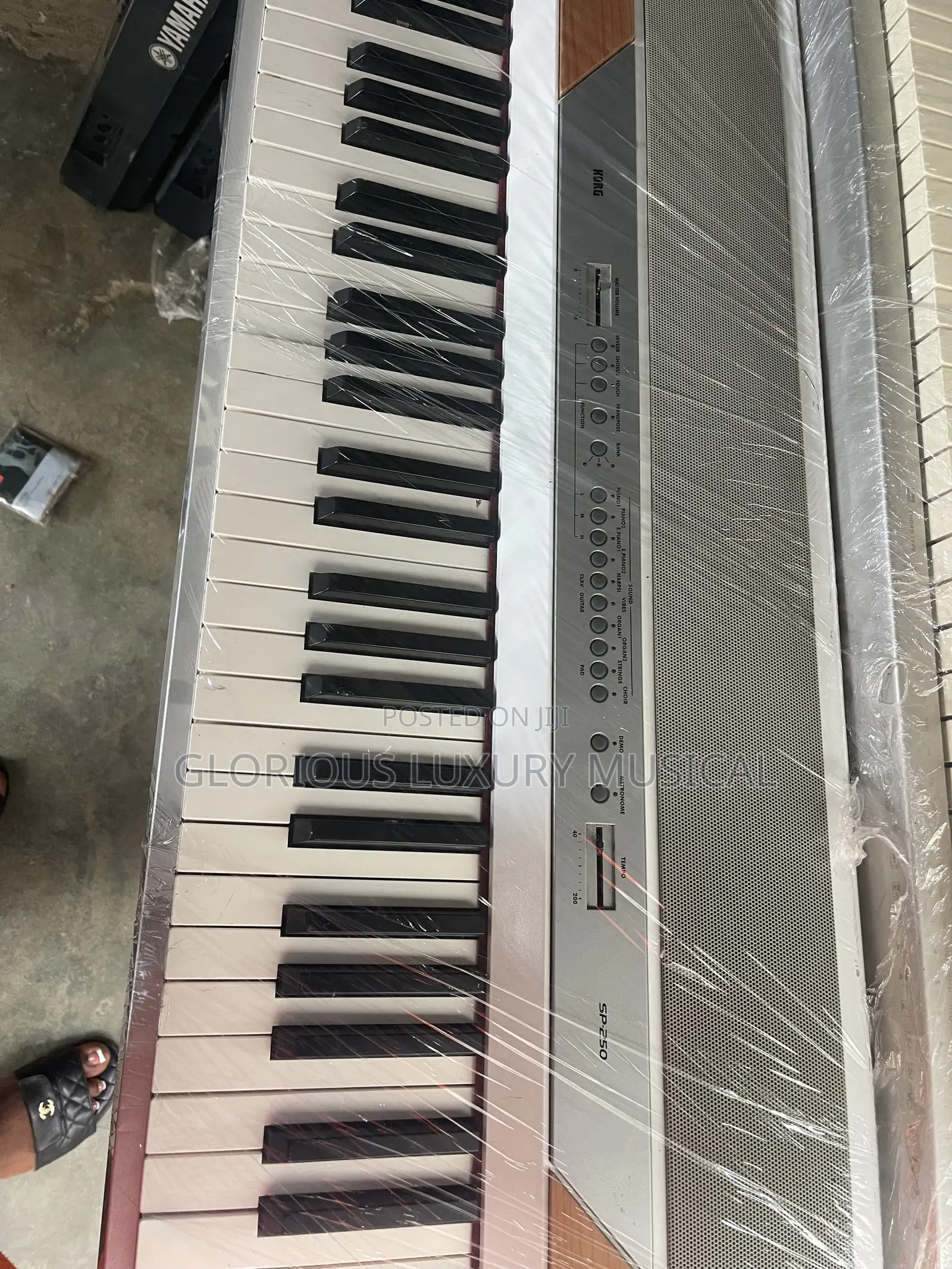 Direct Uk Used Keyboard Korg Sp-250