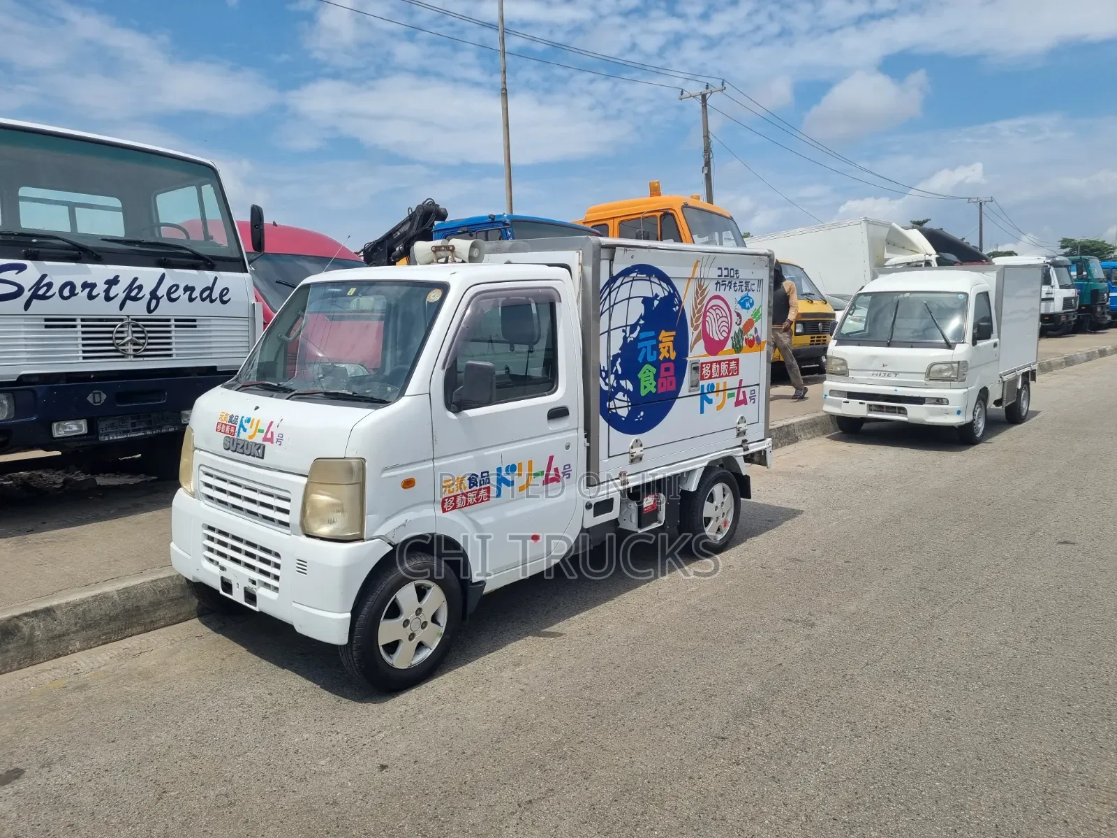 Suzuki Mini Refrigerator Truck