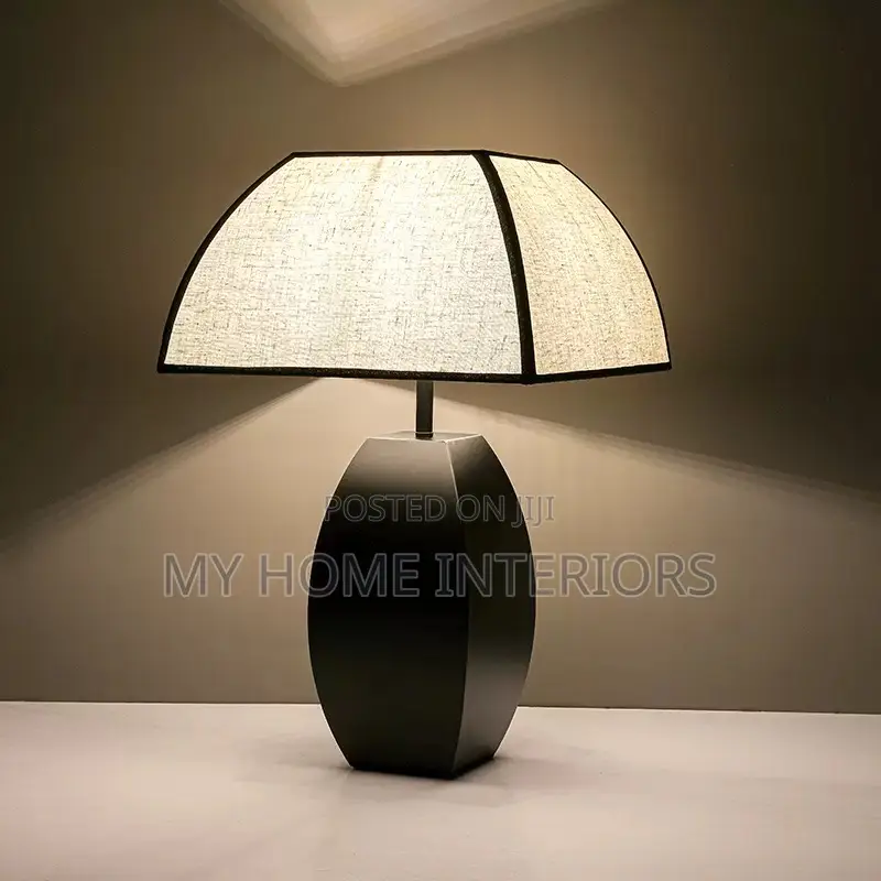 Vintage Black White Table Lamp