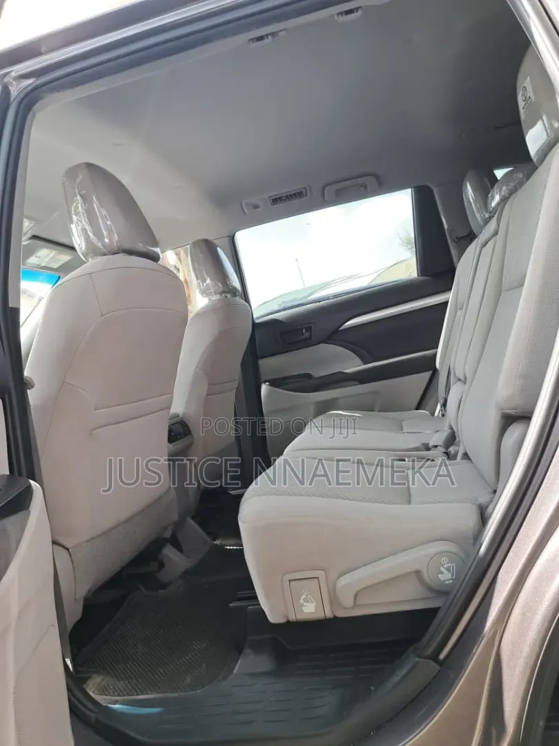 Toyota Highlander Limited Platinum 4x4 V6 (3.5L 6cyl 8A) 2017 Black