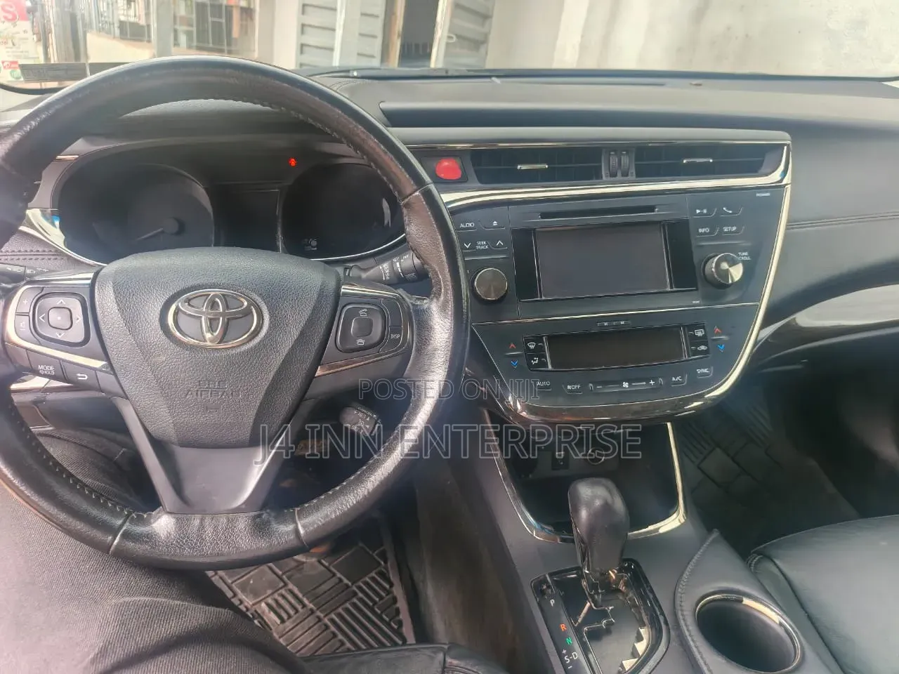 Toyota Avalon 2013 Beige