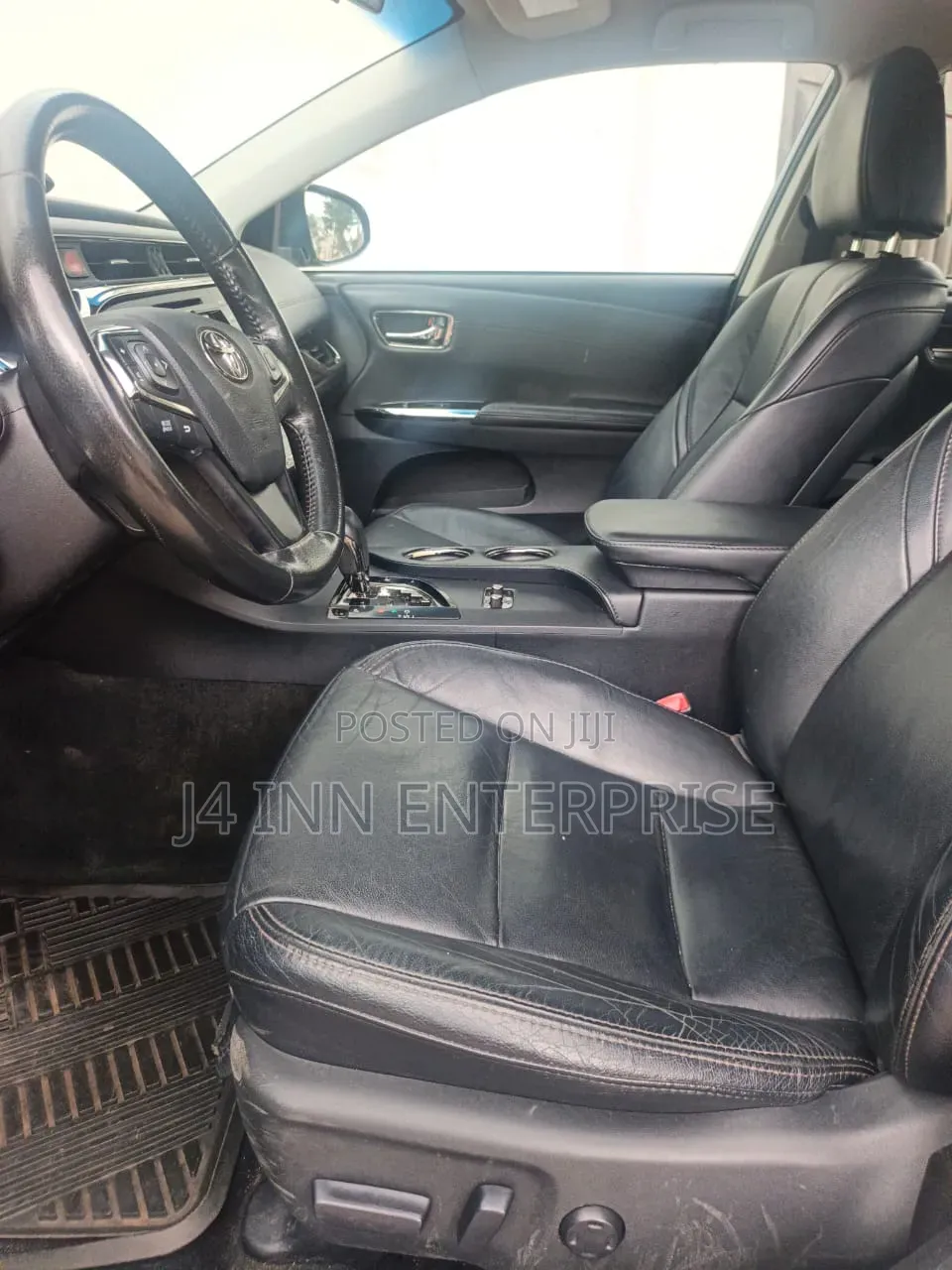 Toyota Avalon 2013 Beige