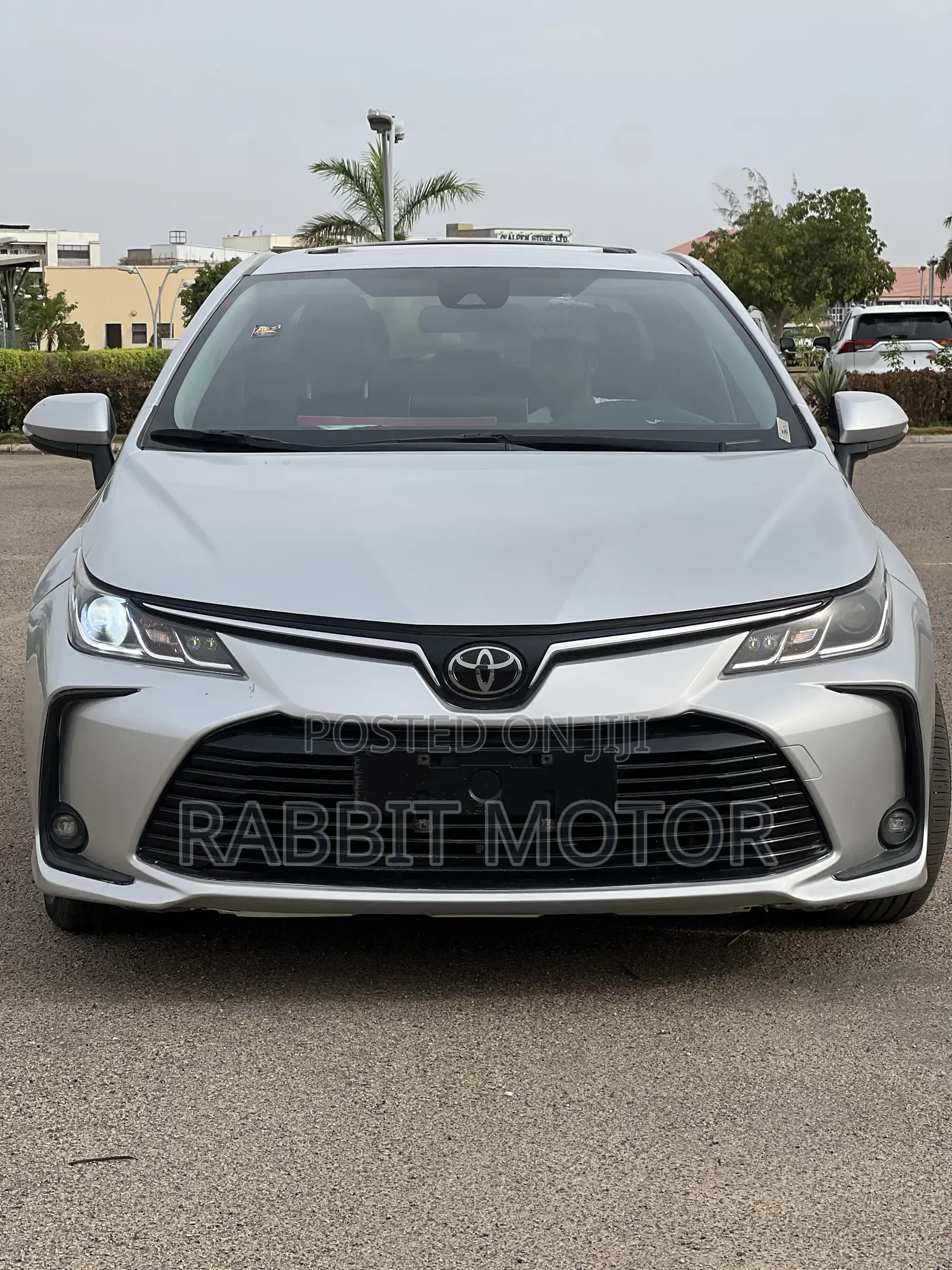 Toyota Corolla 2022 Silver