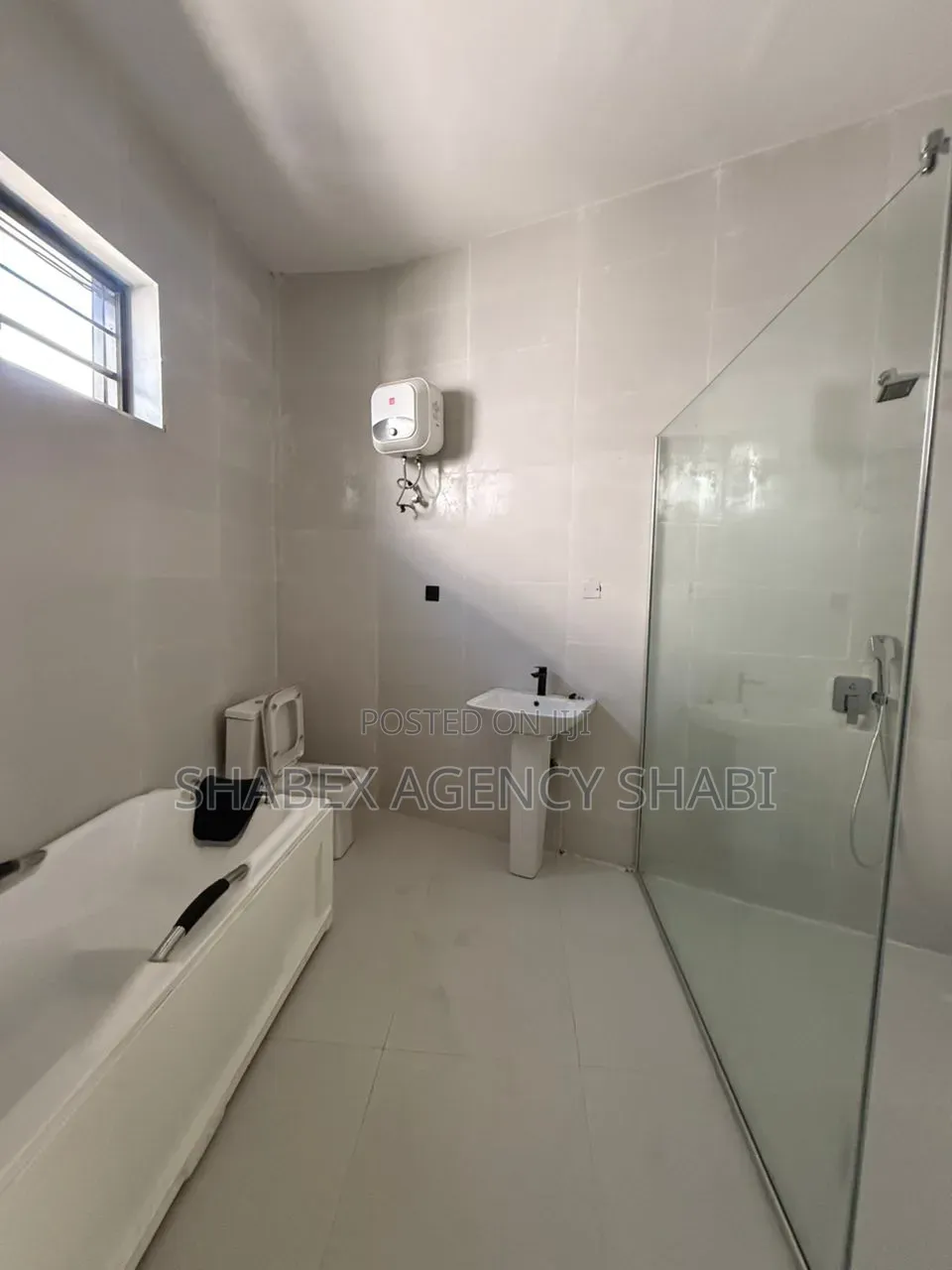 Furnished 4bdrm Duplex in Orchid Lekki , Lagos, Chevron for sale