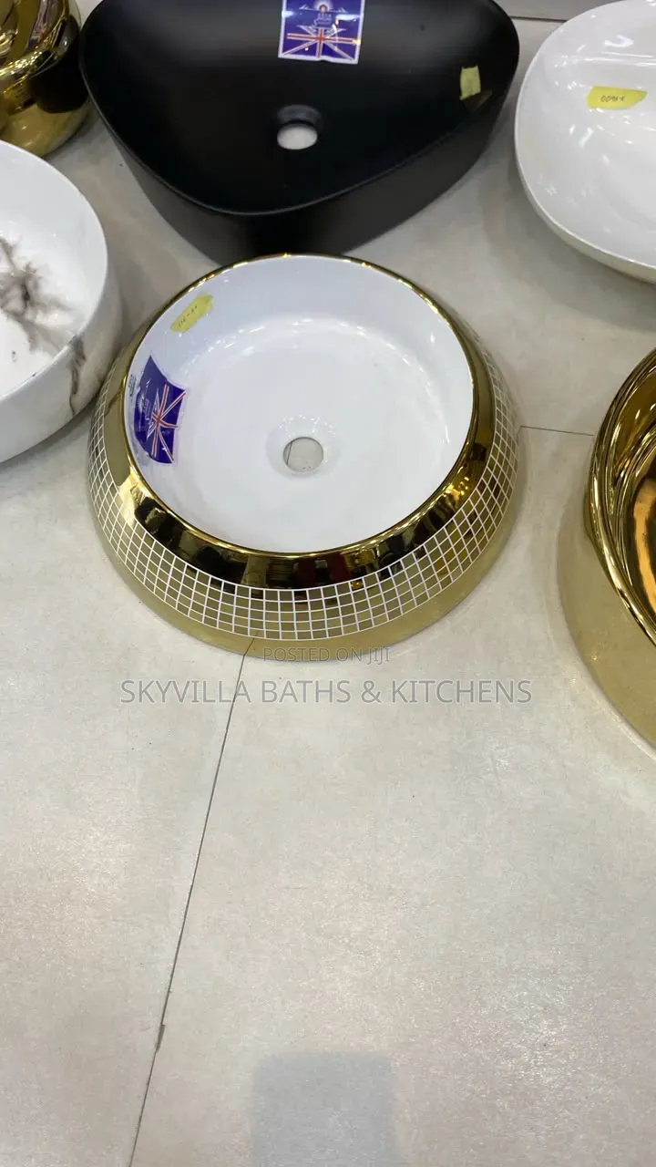 Modern Luxury Gold White Ribbed Vessel Sink –