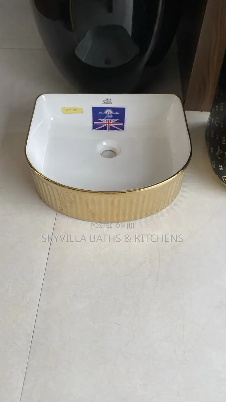 Modern Luxury Gold White Ribbed Vessel Sink –