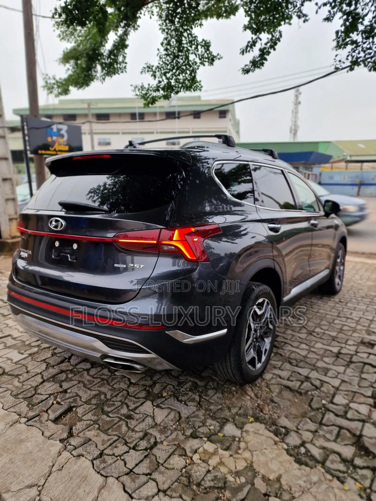 Hyundai Santa Fe Limited 2021 Gray
