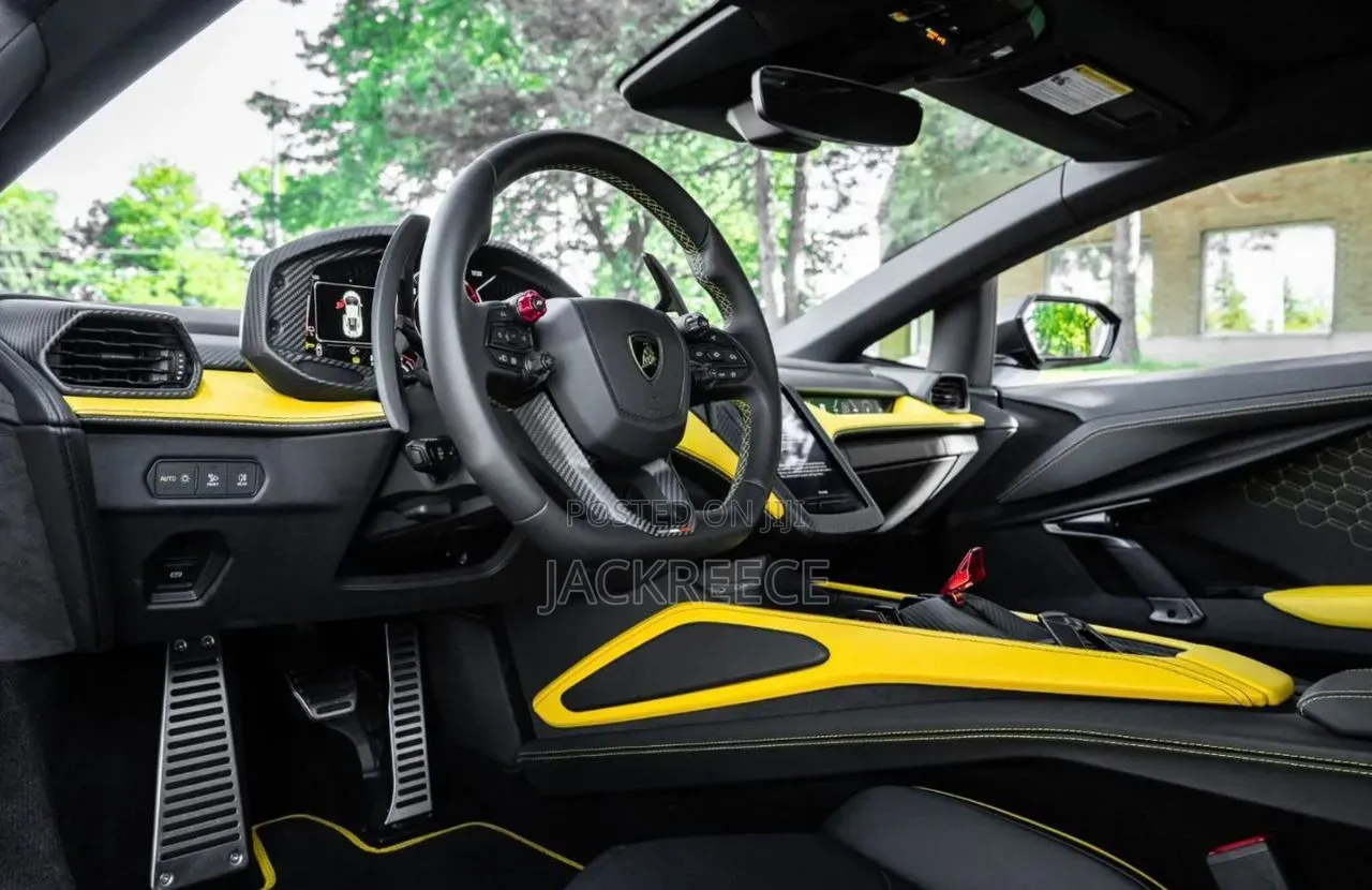 Lamborghini Aventador 2024 Black
