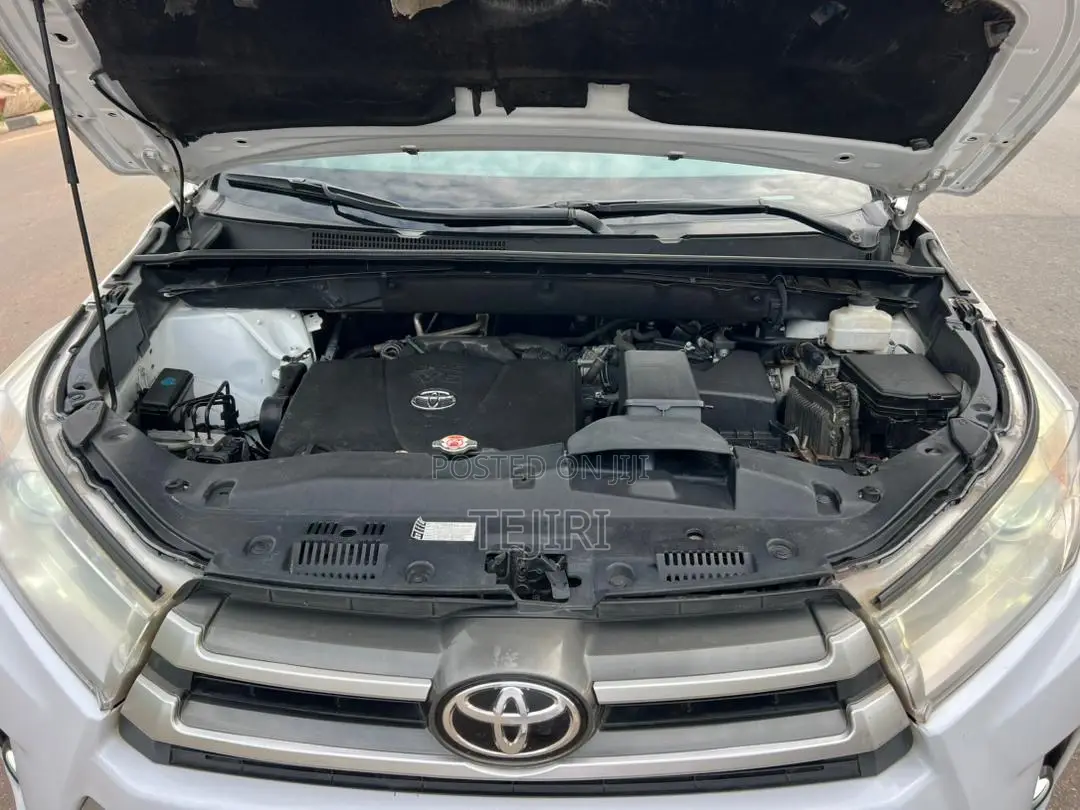 Toyota Highlander 2019 White