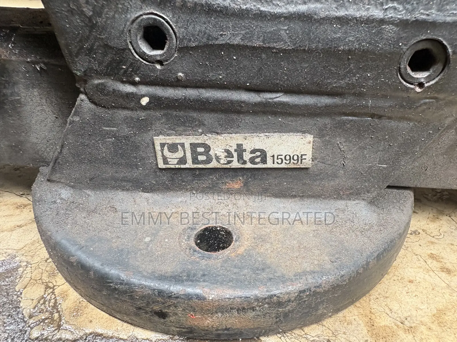 Beta 1599f Steel-Forged Bench Vise