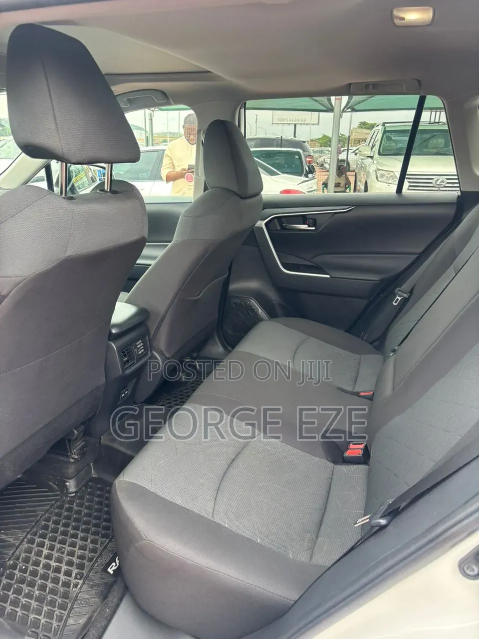 Toyota RAV4 2024 White
