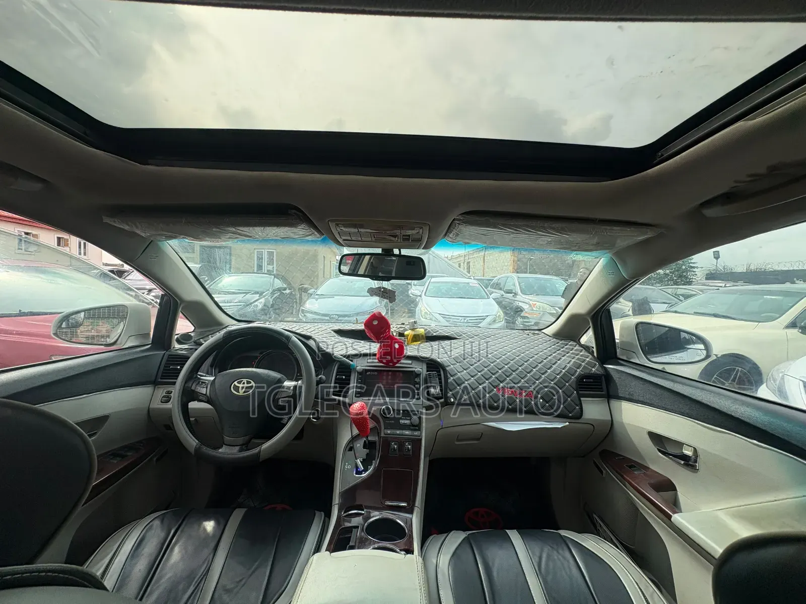Toyota Venza 2010 White