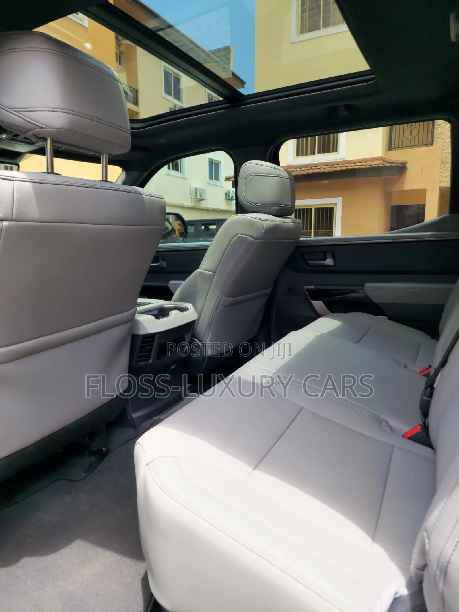 Toyota Tundra 2025 Black