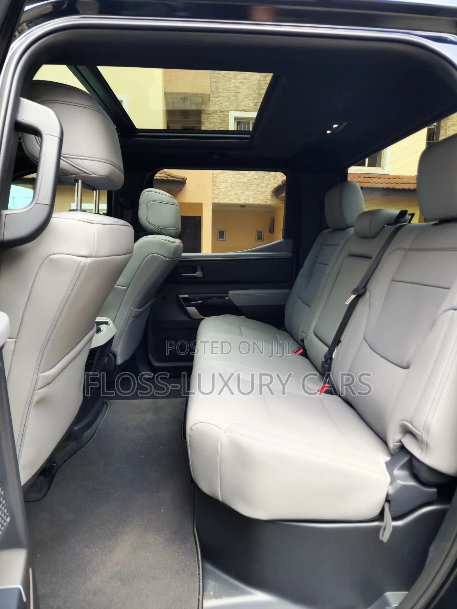 Toyota Tundra 2025 Black