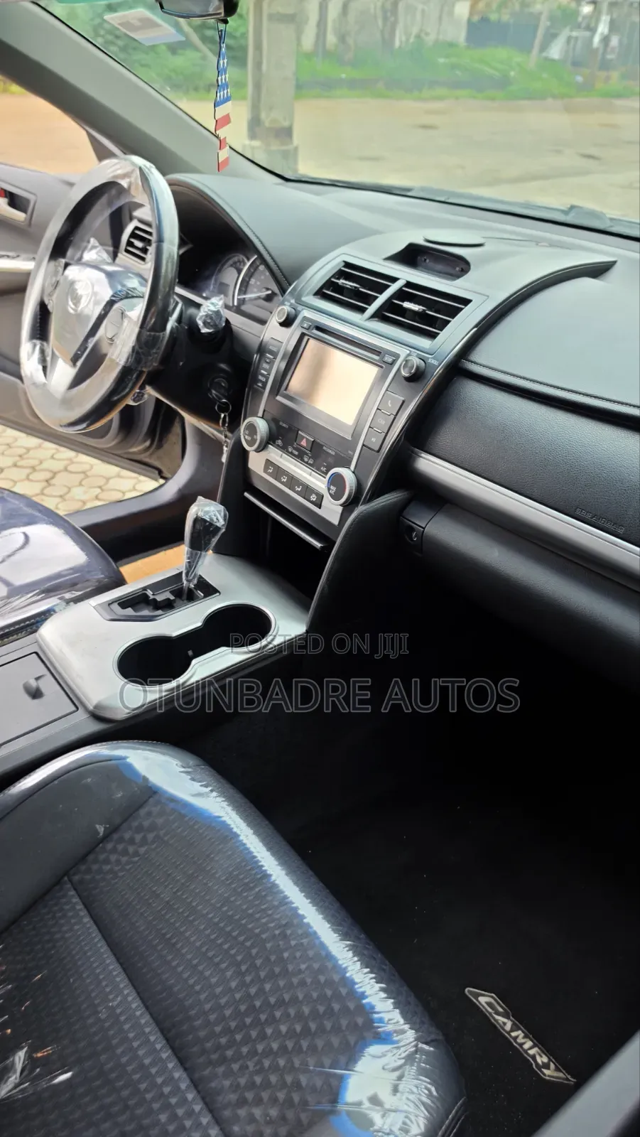Toyota Camry SE 4dr Sedan (2.5L 4cyl 6A) 2013 Black