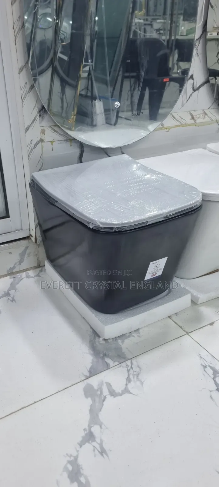 Black Conceal Wc