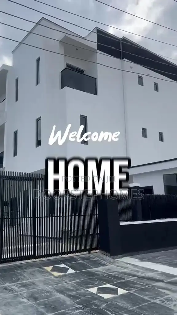 Furnished 2bdrm Apartment in Lekki Phase Ll for sale