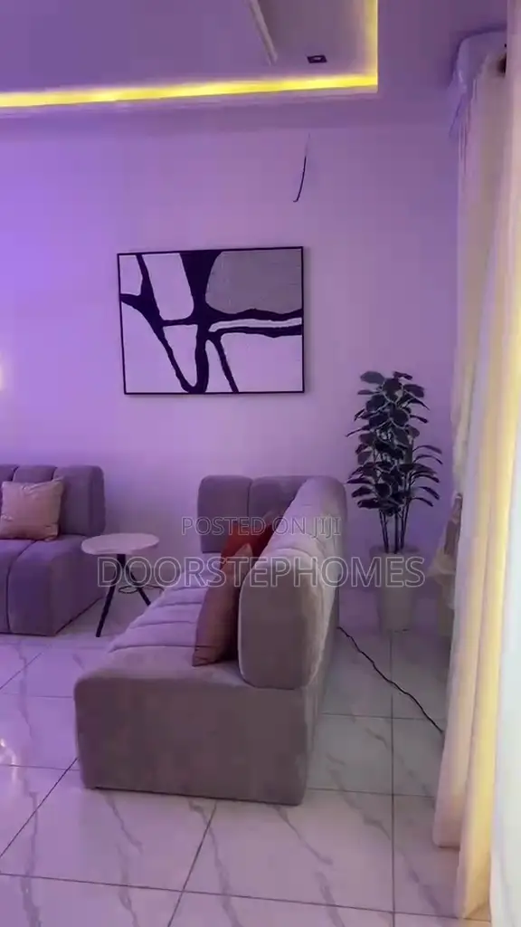 Furnished 2bdrm Apartment in Lekki Phase Ll for sale