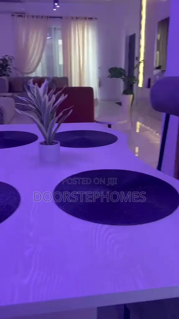 Furnished 2bdrm Apartment in Lekki Phase Ll for sale