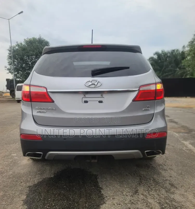 Hyundai Santa Fe 2015 Silver