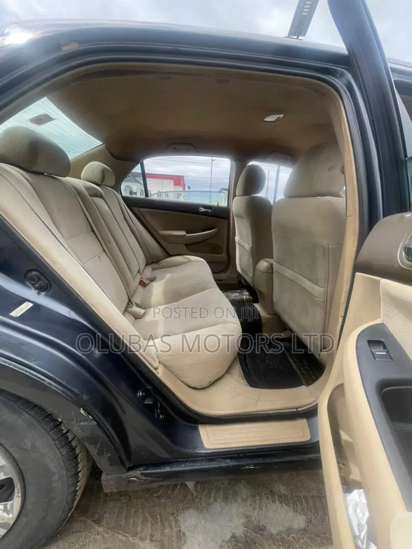 Honda Accord 2004 Black