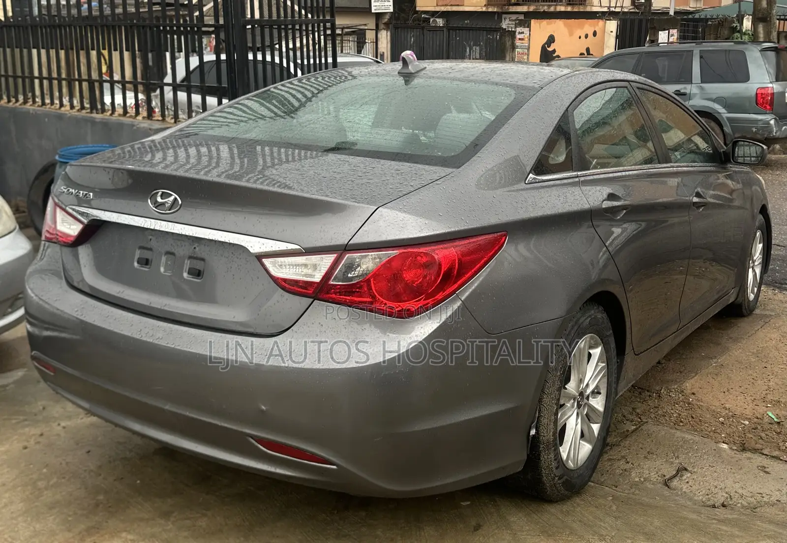 Hyundai Sonata GLS Sedan FWD (2.4L 4cyl 5A) 2010 Gray