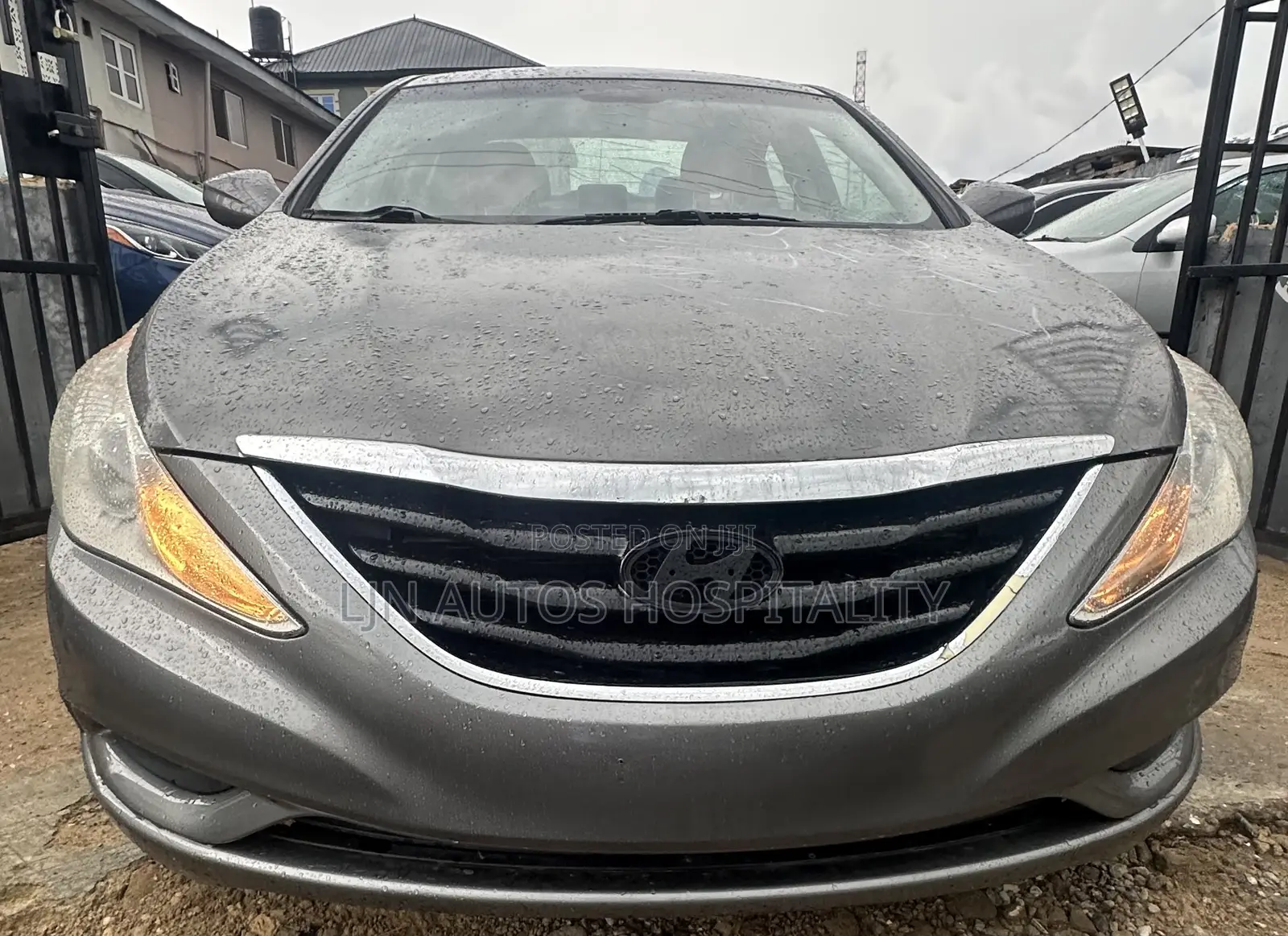 Hyundai Sonata GLS Sedan FWD (2.4L 4cyl 5A) 2010 Gray