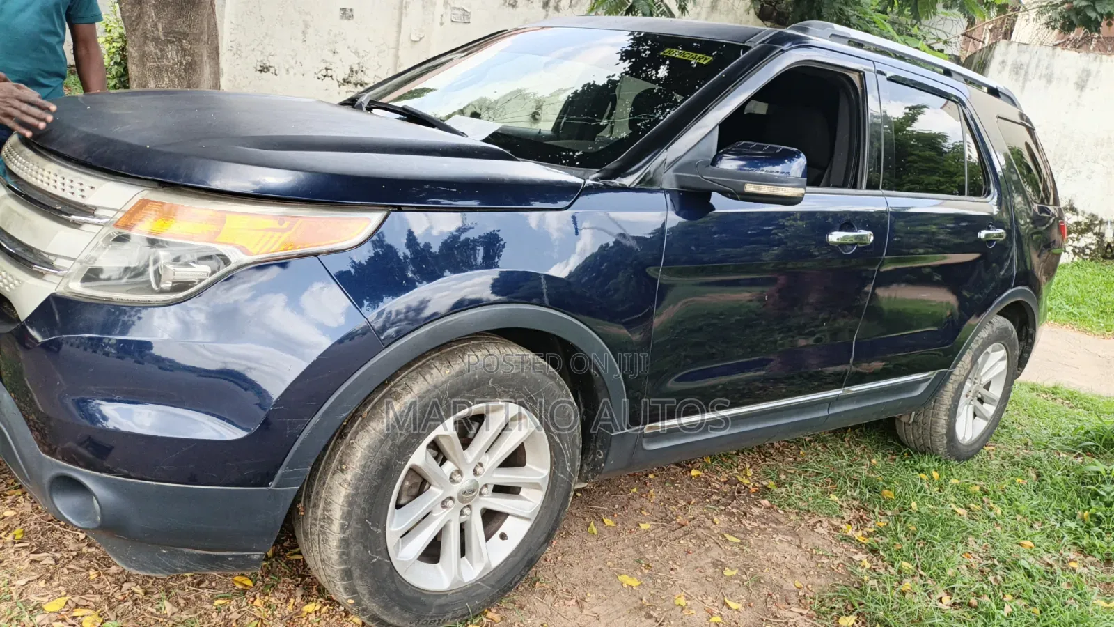 Ford Explorer 2011 Blue