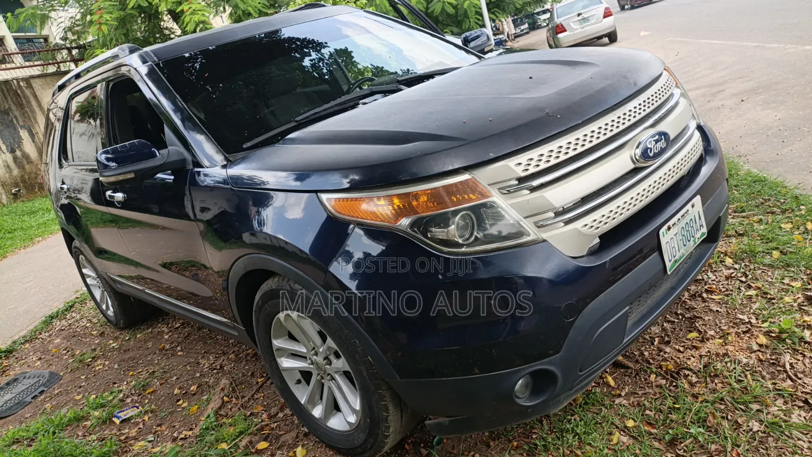 Ford Explorer 2011 Blue
