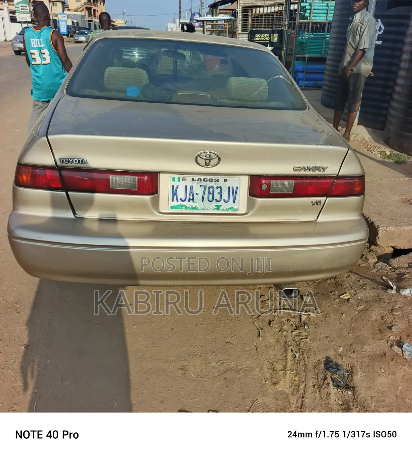 Toyota Camry Automatic 1999 Gold