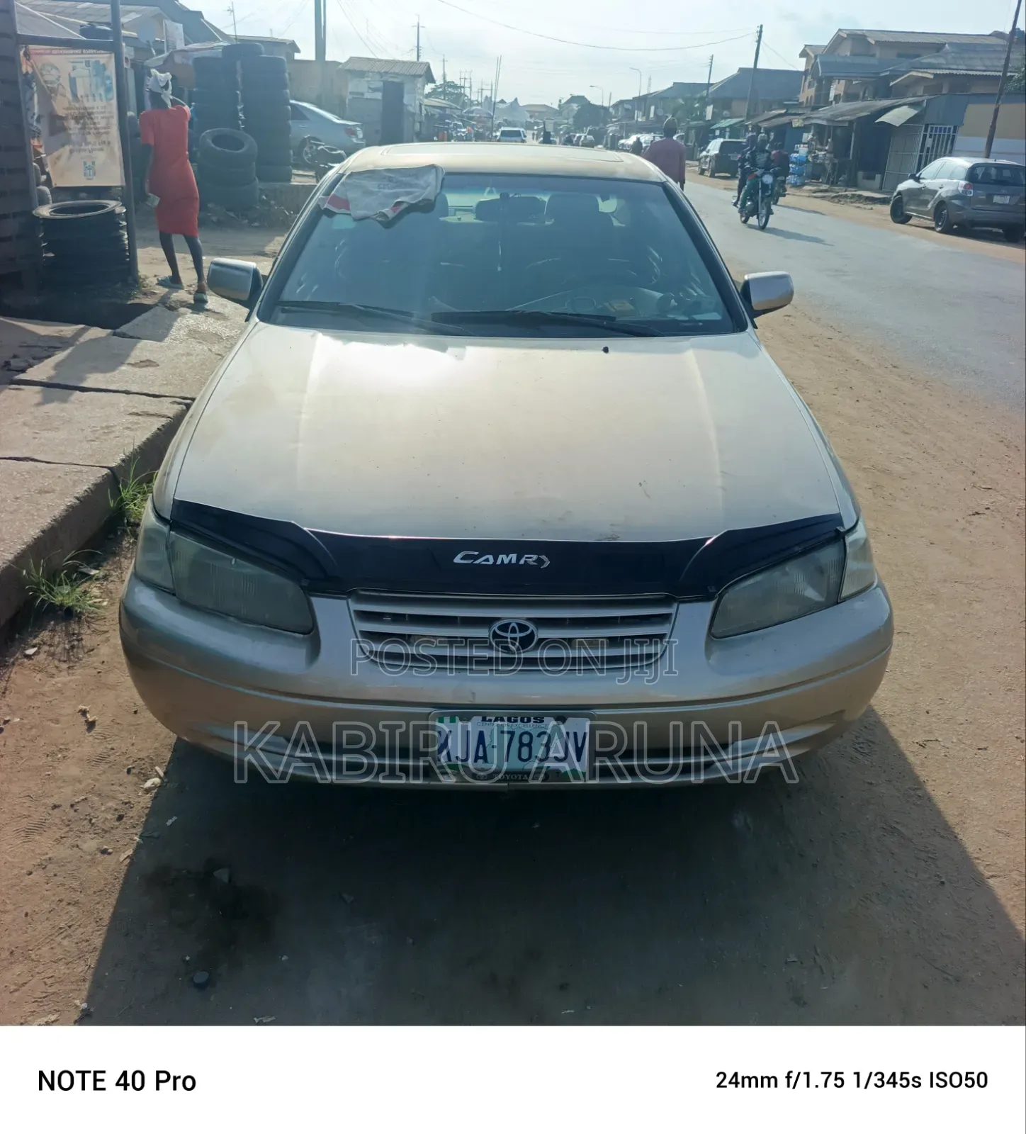 Toyota Camry Automatic 1999 Gold