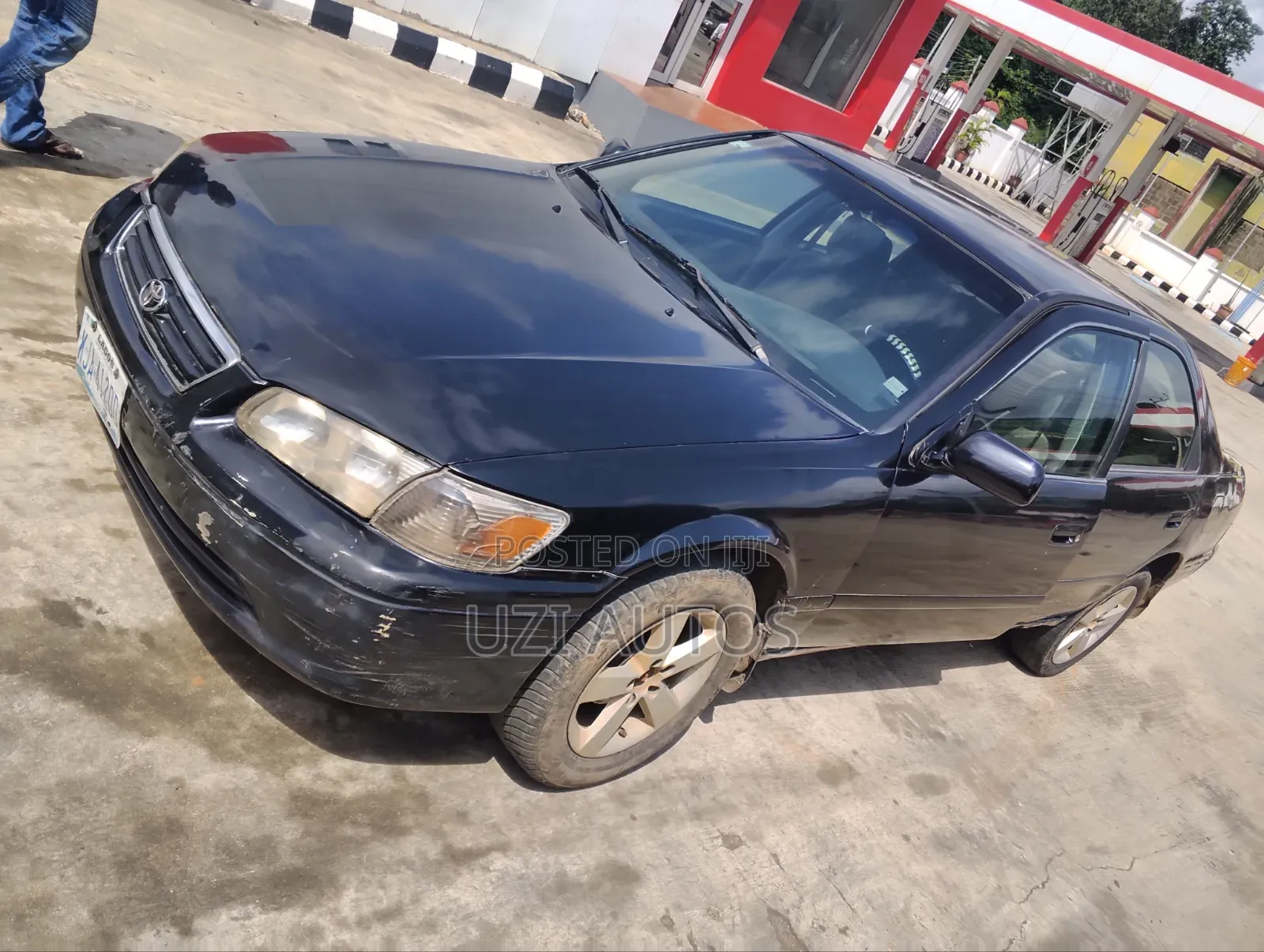 Toyota Camry LE 4dr Sedan (2.2L 4cyl 4A) 2001 Black