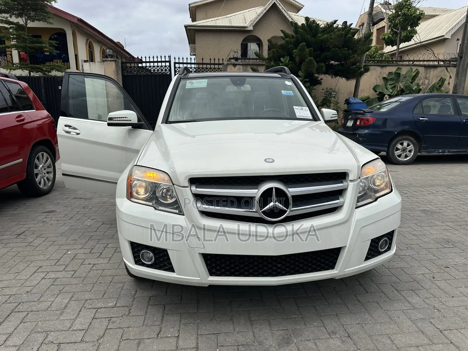 Mercedes-Benz GLK-Class 350 4MATIC 2011 White