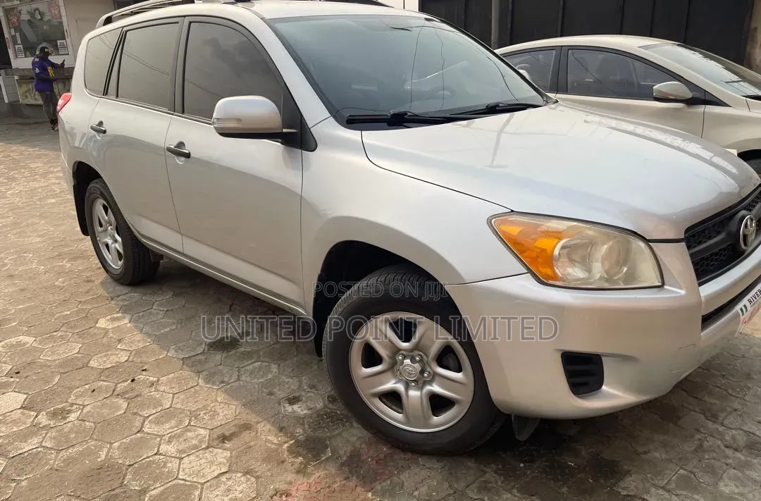 Toyota RAV4 3.5 2012 Silver