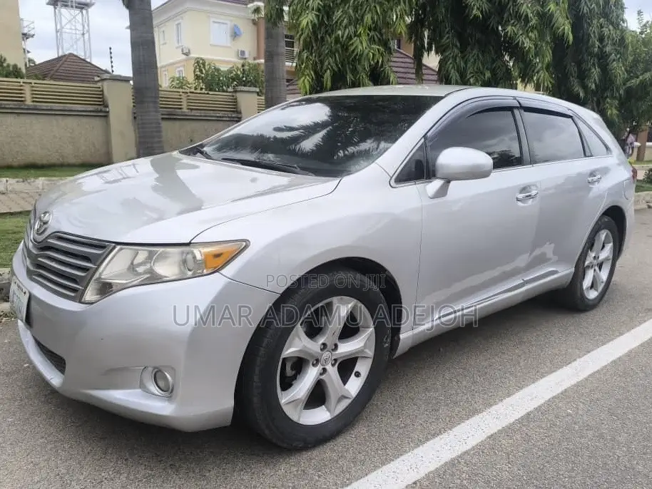 Toyota Venza 2012 Silver