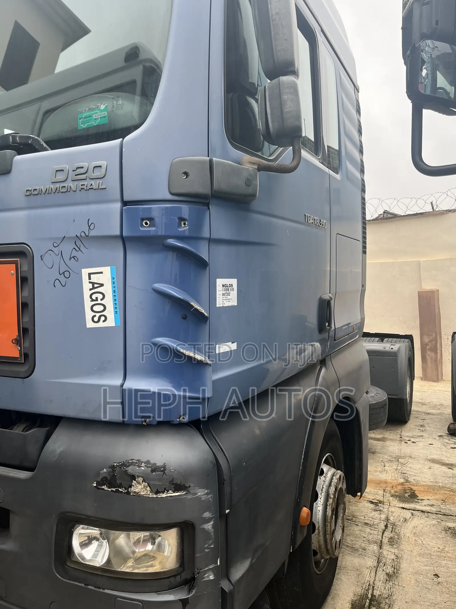 Clean Man Trailer Head