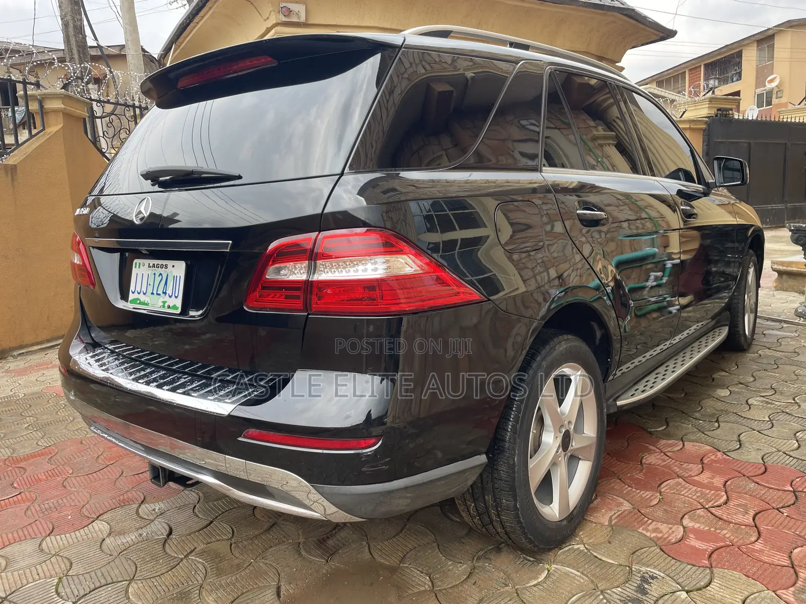 Mercedes-Benz M Class ML350 4dr SUV (3.5L 6cyl 7A) 2015 Black