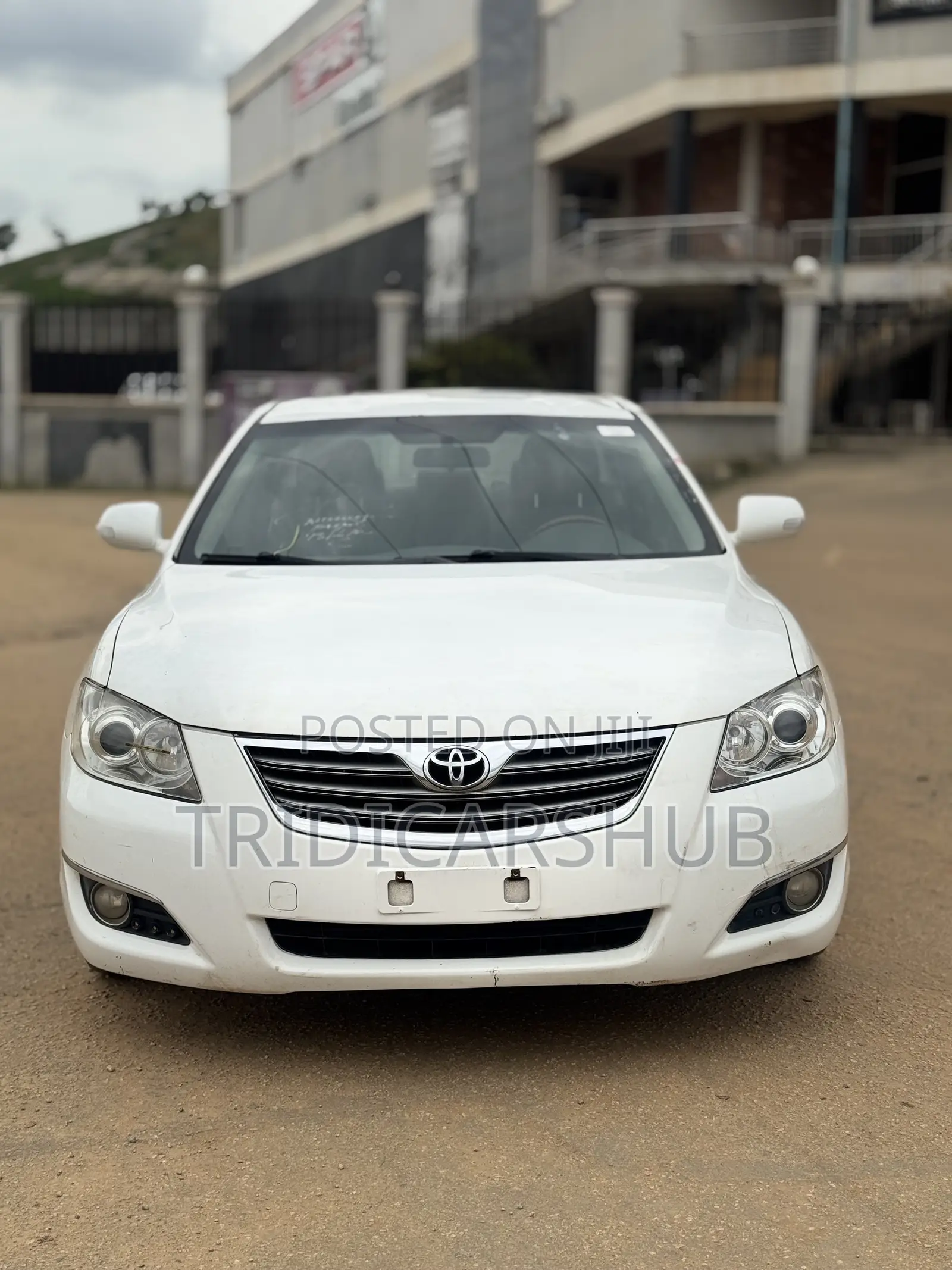 Toyota Camry SE 4dr Sedan (2.5L 4cyl 6AM) 2010 White