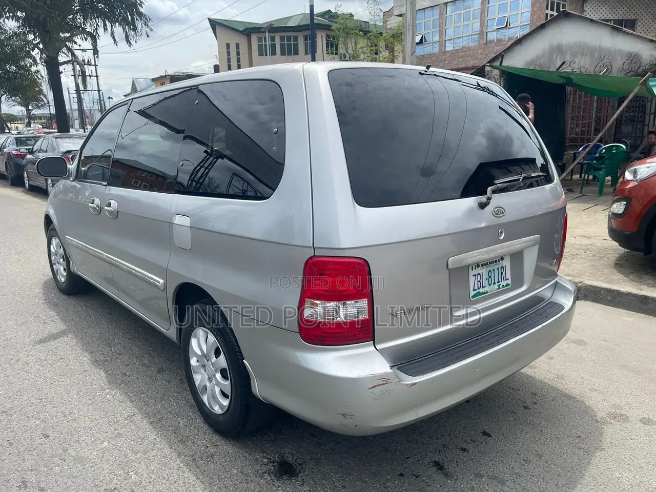 Kia Sedona 2005 Silver