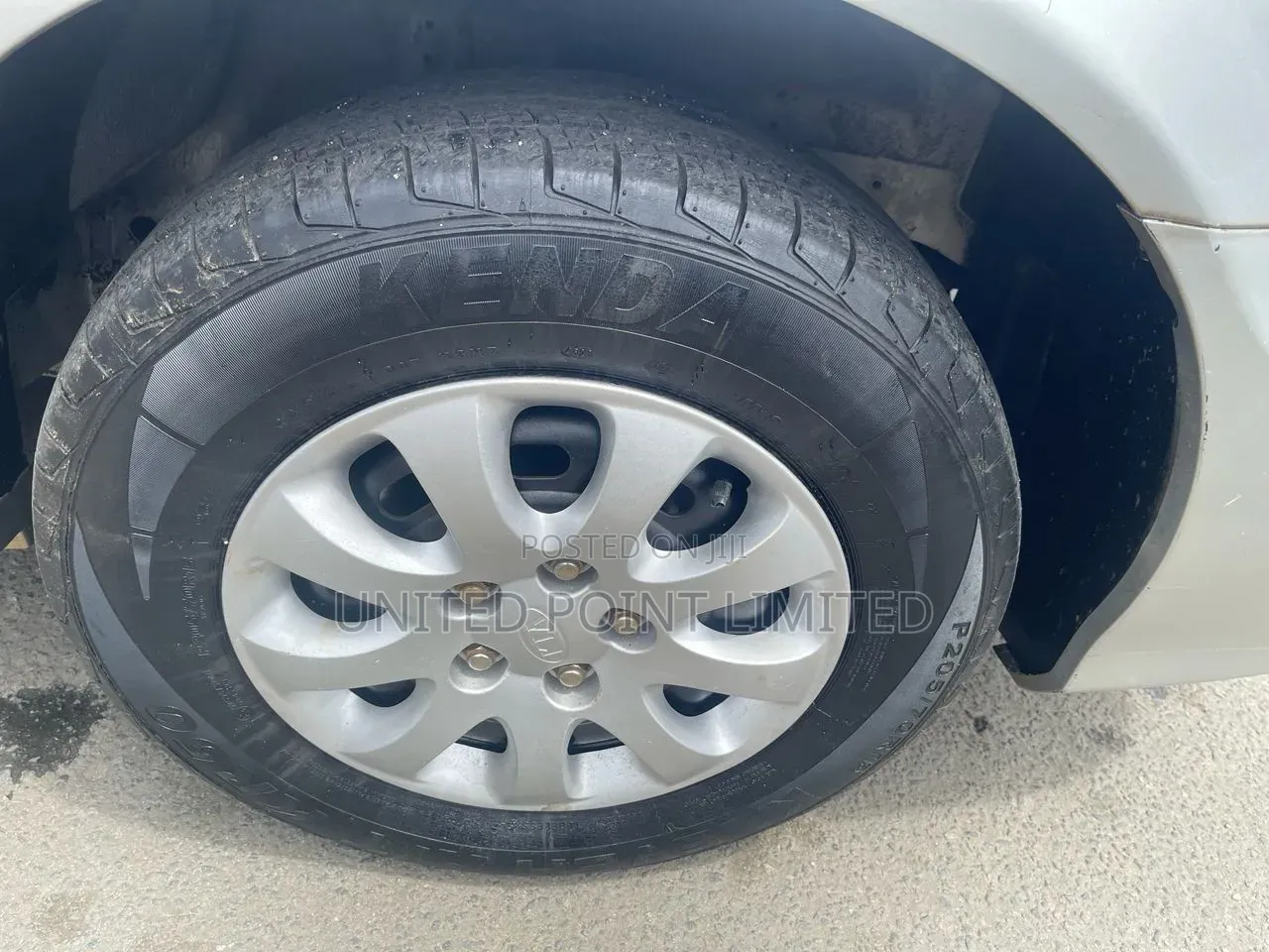 Kia Sedona 2005 Silver