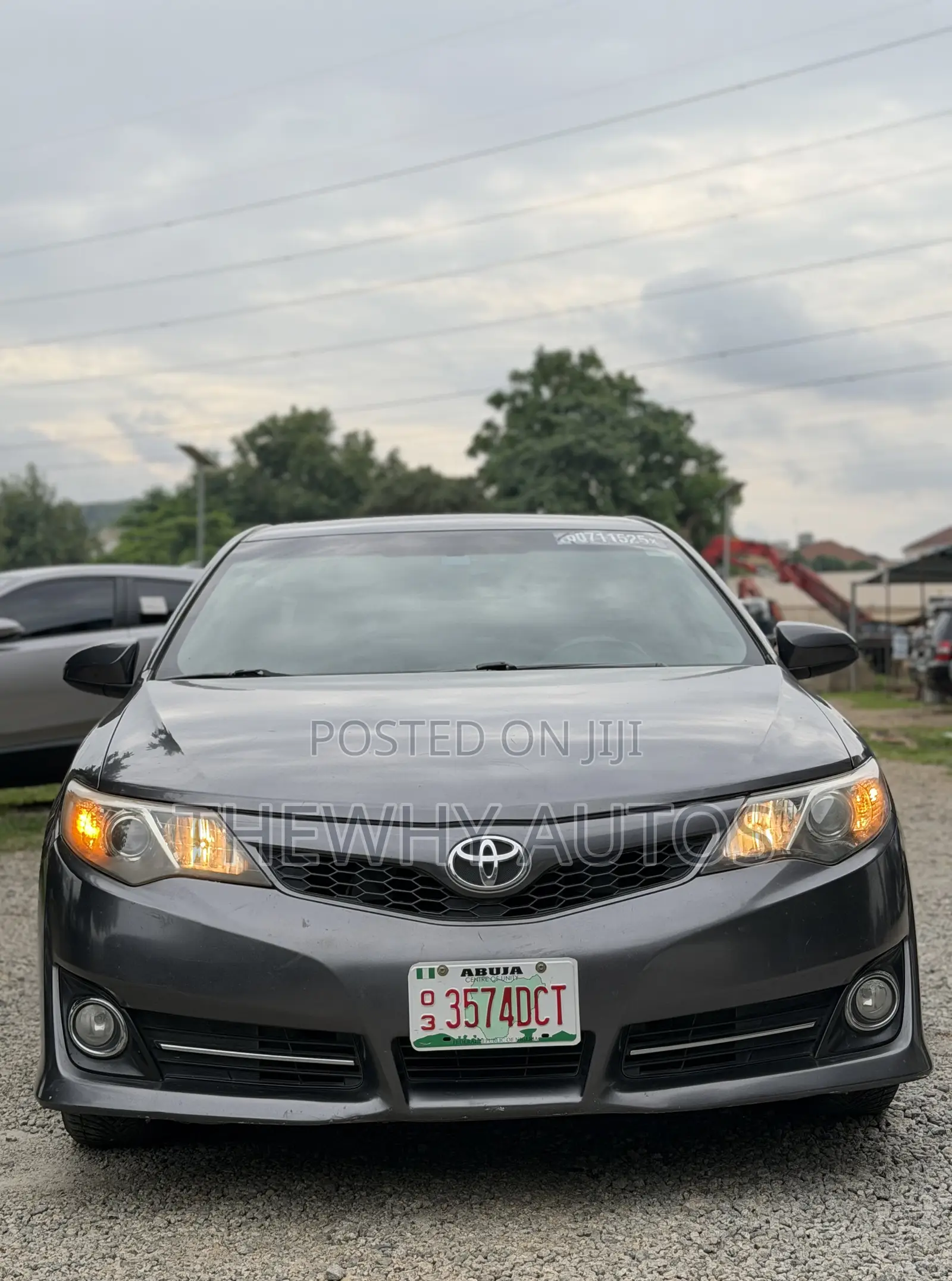 Toyota Camry SE 4dr Sedan (2.5L 4cyl 6A) 2012 Gray