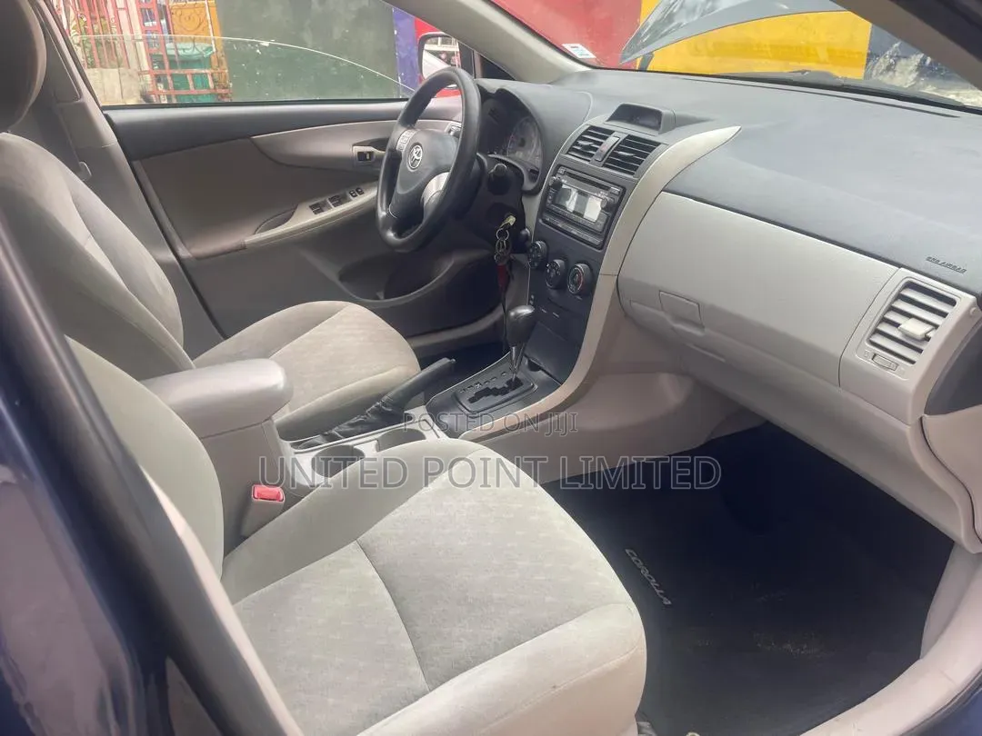Toyota Corolla 2013 Blue