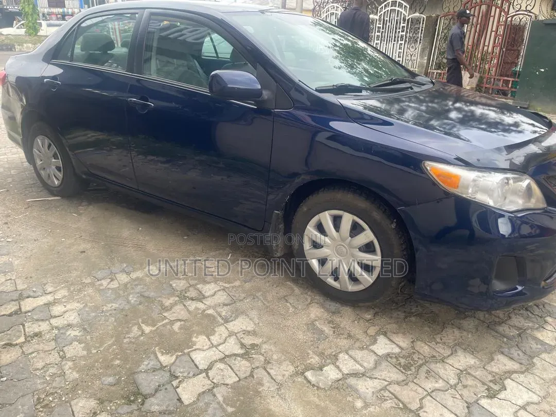 Toyota Corolla 2013 Blue