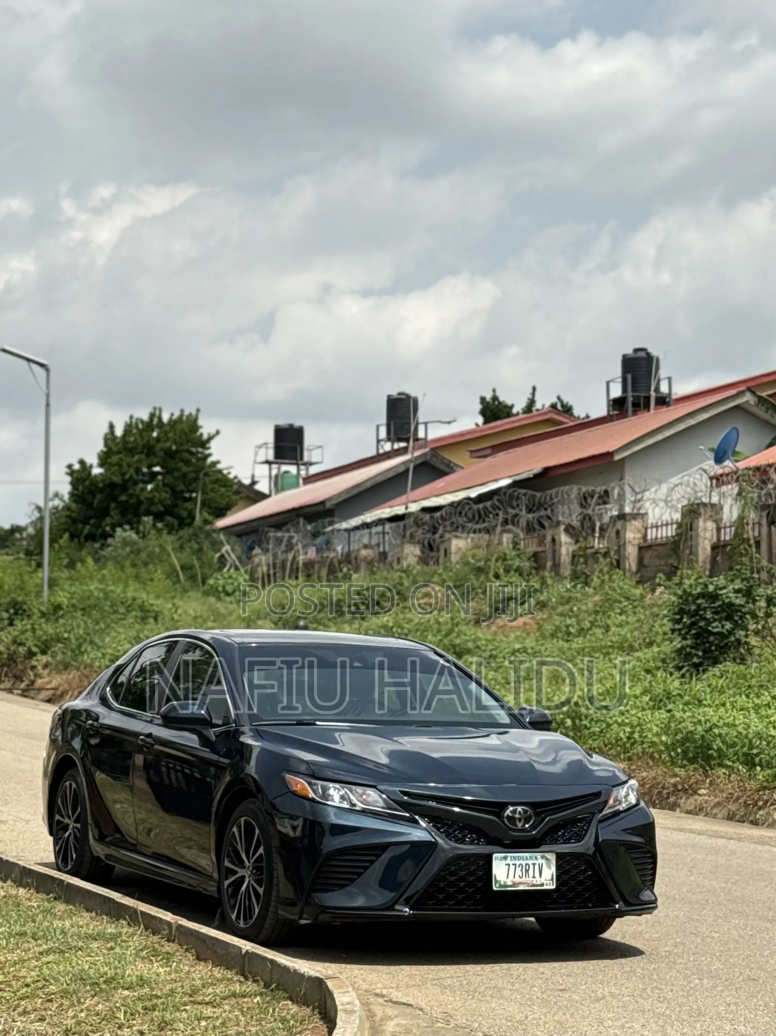 Toyota Camry 2020 Blue