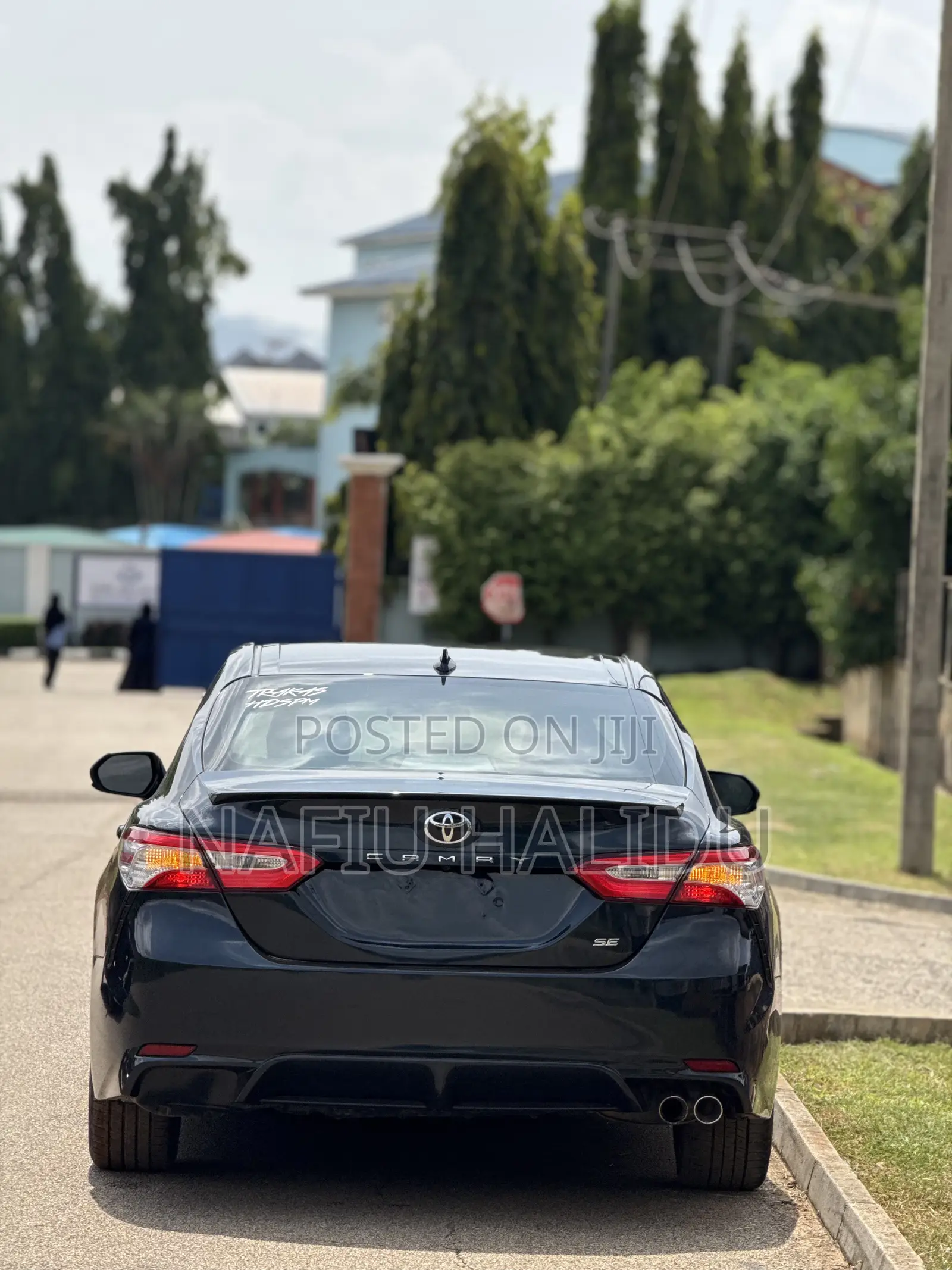Toyota Camry 2020 Blue
