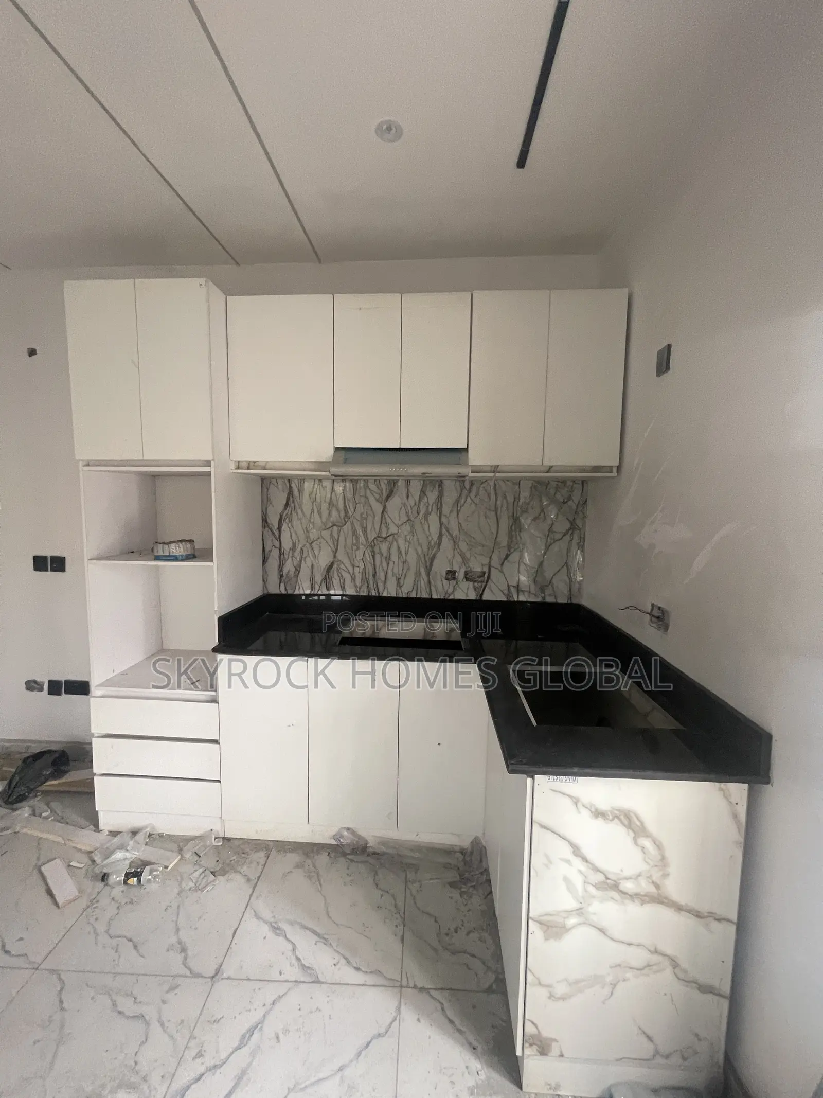 1bdrm Apartment in Igbo-efon for sale