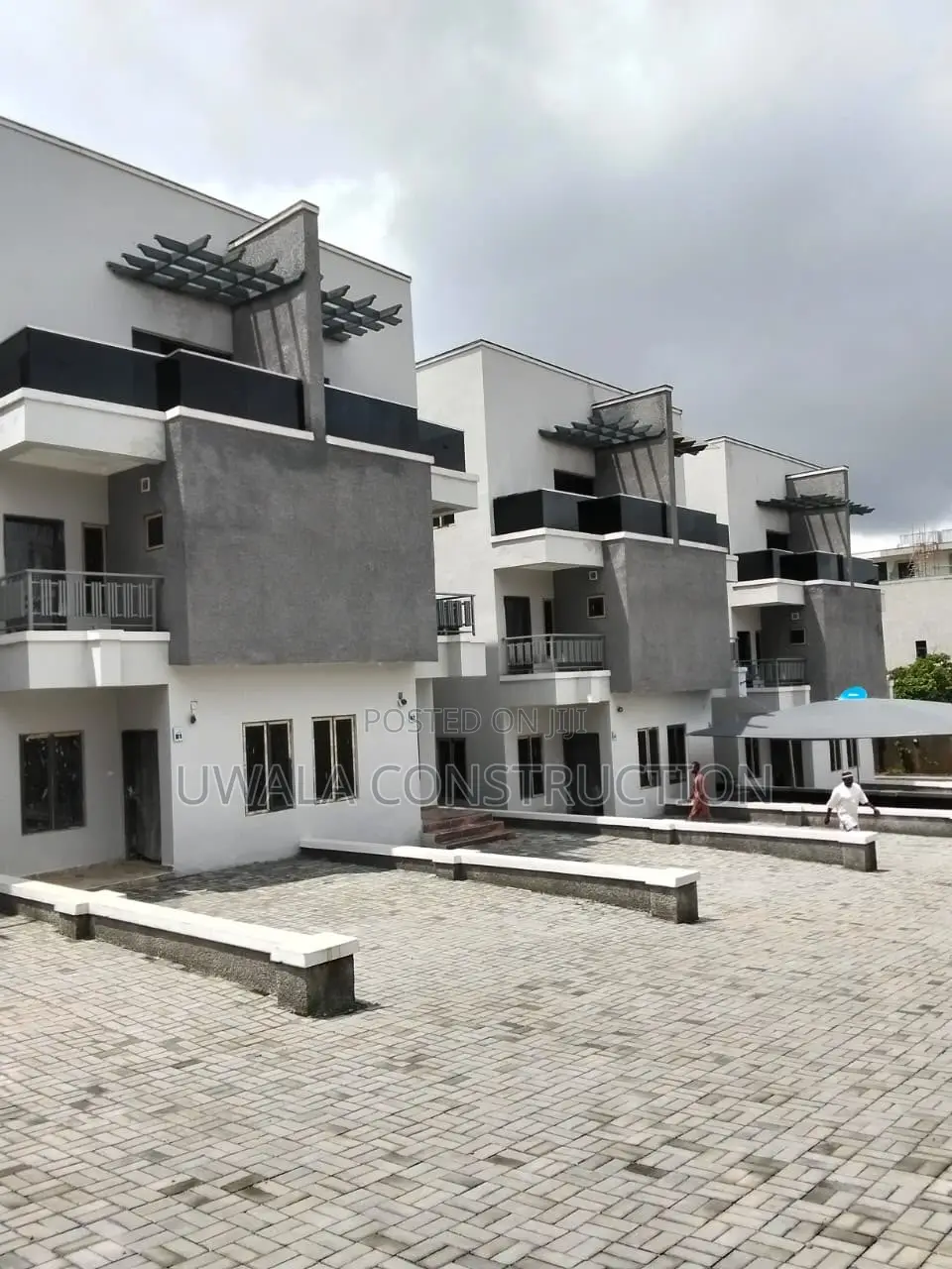 4bdrm Townhouse/Terrace in Guzape District for Sale